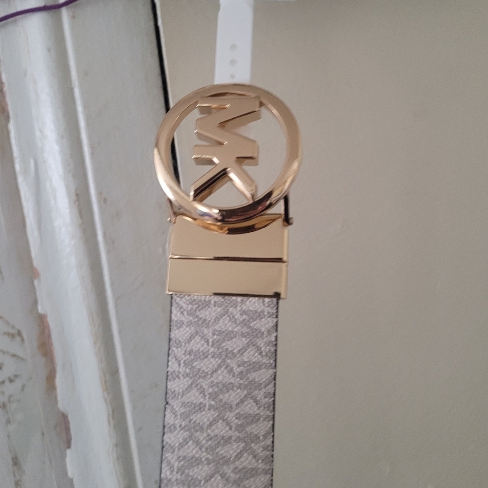 Michael Kors Gold Buckle Gray Patterned Belt